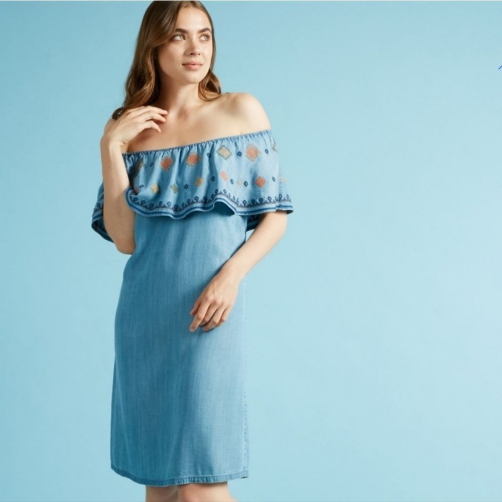 🍑Spense Blue Chambray Denim Embroidered Off Shoulder Dress Size 8